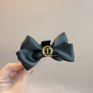 Kep Tóc Ngoạm Nơ Đen Điểm Nhấn Vàng CD
