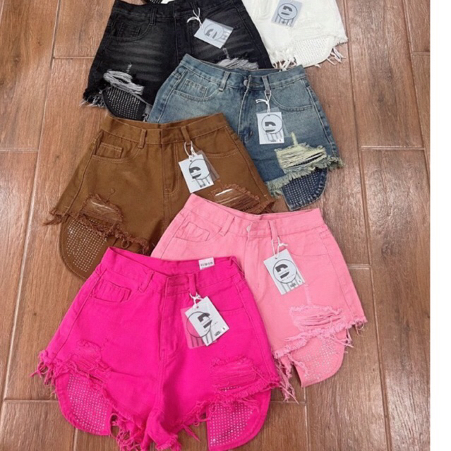 Quần Short Jean Rách Tua Lộ Túi Đính Đá Dài Nhiều Màu