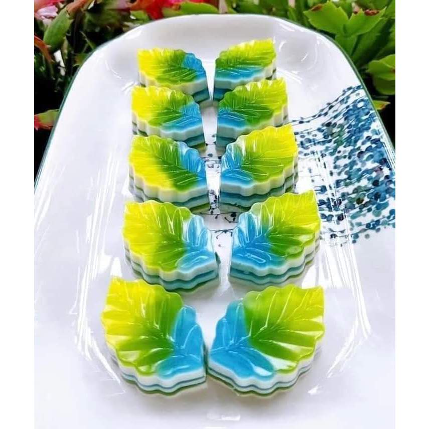 SET 3 KHAY LÀM ĐÁ, THẠCH RAU CÂU HÌNH CHIẾC LÁ (10 LÁ/1 KHAY)