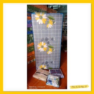 Nệm Gấp 3 Chất liệu PE Gọn Nhẹ Dễ Sử Dụng 1m4 x 2m x 10cm