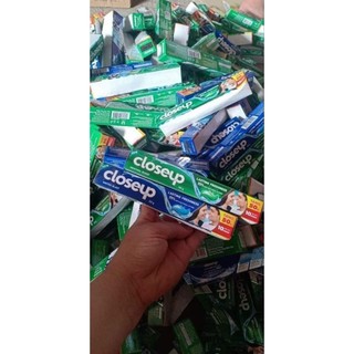 kem đáng răng closeup 50g