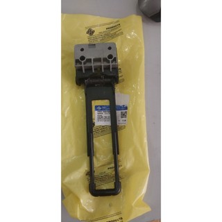 HÃM GIỮ CỬA SAU XE MERCEDES SPRINTER 16 CHỖ