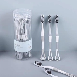 Hộp 8 bàn chải đánh răng 2in1 có đầu cạo lưỡi