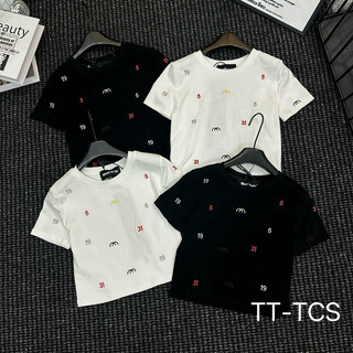 Áo phông thêu số croptop tag MoMo