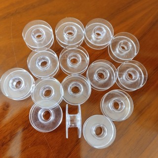 Suốt máy công nghiệp nhựa gói 20 con cao 0.8cm.