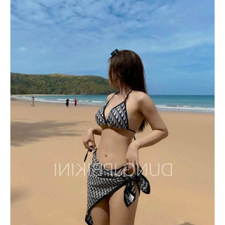 Bikini 2 mảnh hoạ tiết chữ sexy
