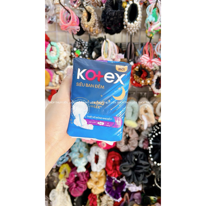 Băng vệ sinh Kotex ban đêm 28cm 4 miếng ( có dùng ban ngày cho người kinh ra nhiều chống tràn)