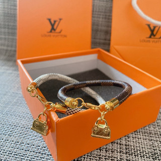 Vòng đeo tay LV( mặt túi)