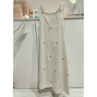 Đầm linen S2M thêu full free size