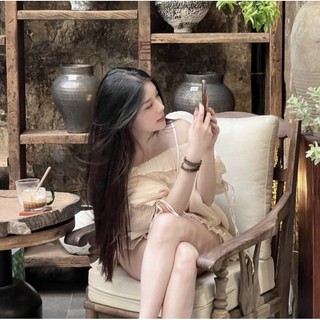 Set áo nude dập ly trễ vai bèo☕