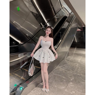 ĐẦM DÂY ĐÍNH NƠ ( kèm bra )