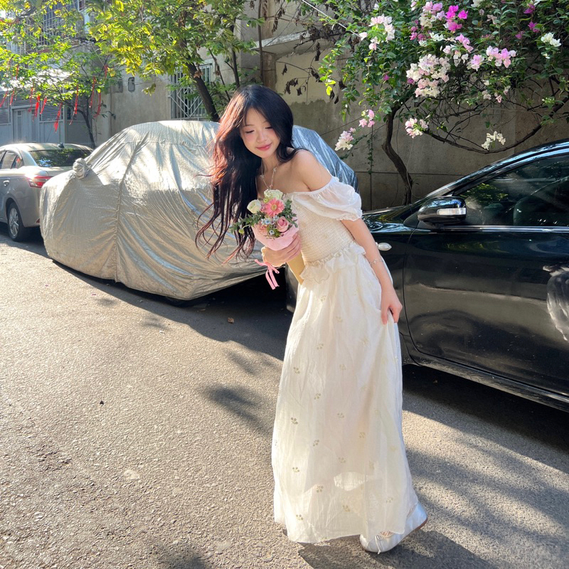 [SORI.VN] ĐẦM VÁY MAXI DÀI TRỄ VAI CỔ VUÔNG TAY PHỒNG XẺ TÀ ĐI BIỂN VẢI TƠ THÊU | BigBuy360 - bigbuy360.vn