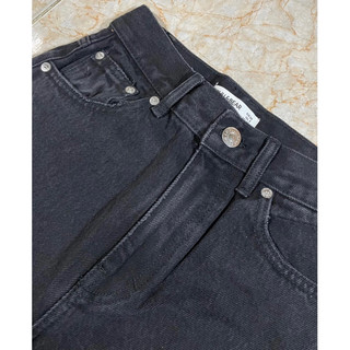 Quần Baggy Pull&Bear Auth Tuồn Lưng Cao Không Giãn Size 27 ( Hàng Cambodia Có Sẵn )