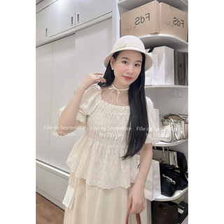 Áo thô đũi thêu hoa liti nhún ngực tay bồng form peplum QCCC 2024