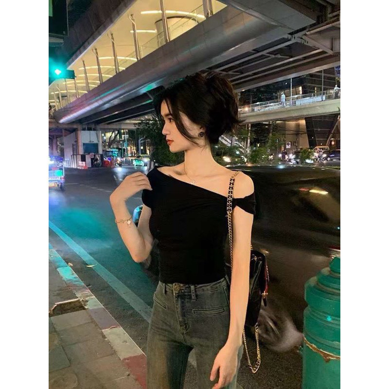 ÁO THUN KIỂU 1 TAY LỆCH XOÉN
