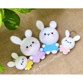 Móc khoá thỏ len handmade được chọn màu áo design Nhà Puka có sẵn