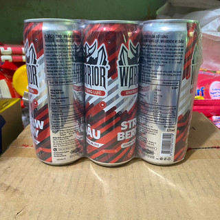 Lốc 6 lon warrior dâu lon 330ml