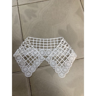 Cổ ren may trang trí quần áo