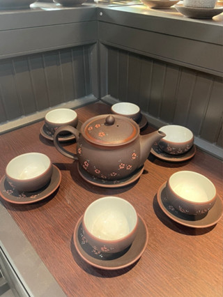 Bộ ấm trà bát tràng nâu đào - Nghệ nhân Phạm Thế Anh - Dung tích 350ml