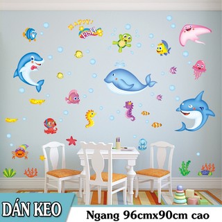 Decal trang trí đàn cá xinh