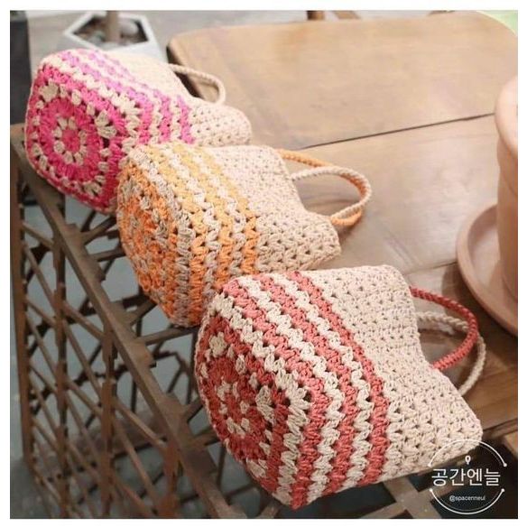 Túi móc len handmde đáy vuông, sợi simply