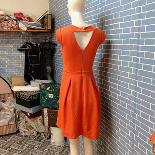đầm suông cam đính hạt ngọc trai 2nd