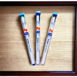 bàn chải đánh răng Trisa Fresh