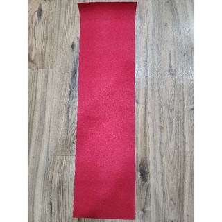 Red Griptape for skateboard van truot .