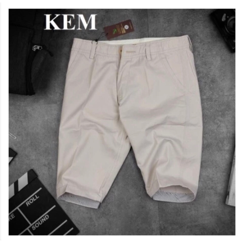 Quần short kaki nam