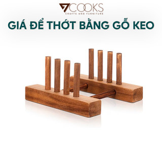 Giá để thớt bằng gỗ keo thương hiệu 7COOKS đa dụng tiện lợi, giúp gọn gàng không gian bếp.