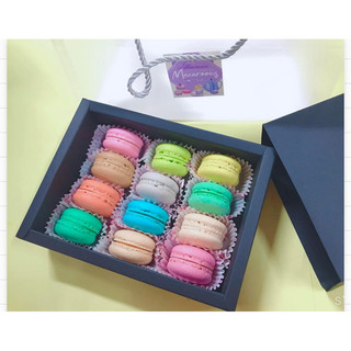 Hộp quà tặng bánh macaron -12 bánh big size