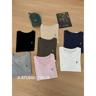 Áo thun cổ tim dáng vừa thêu ngựa hàng QC A.studio