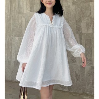 Đầm babydoll tay dài điểm nhấn cổ bèo chất tơ thêu hoa Wikia Dress - Sibling House