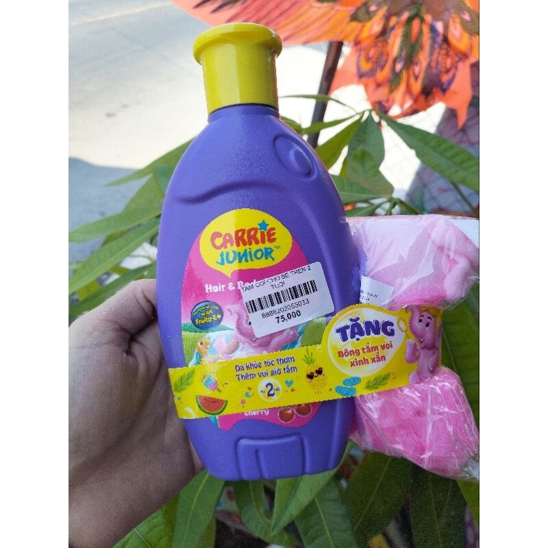 Sữa tắm gội Carrie Junior 700g