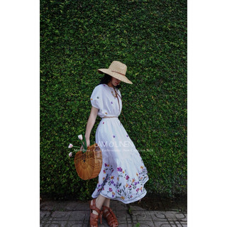 Set váy đầm maxi gồm Áo croptop bo chun và Chân váy , vải Linen Thêu hoa