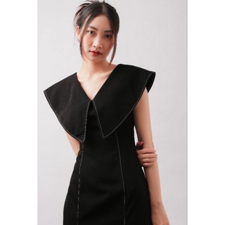Nabang Dress - Đầm dài sát nách, thiết kế cổ V cùng đường chỉ nổi, đen huyền bí, đầm công sở,dự tiệc sang trọng - CELESS