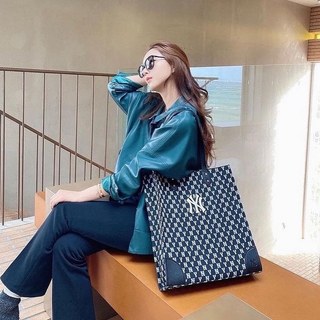 [Tuồn hãng] 𝐓𝐨𝐭𝐞 𝐌𝐋𝐁 𝐌𝐨𝐧𝐨𝐠𝐫𝐚𝐦 𝐉𝐚𝐜𝐪𝐮𝐚𝐫𝐝 𝐍𝐞𝐰 𝐘𝐨𝐫𝐤 𝐘𝐚𝐧𝐤𝐞𝐞𝐬