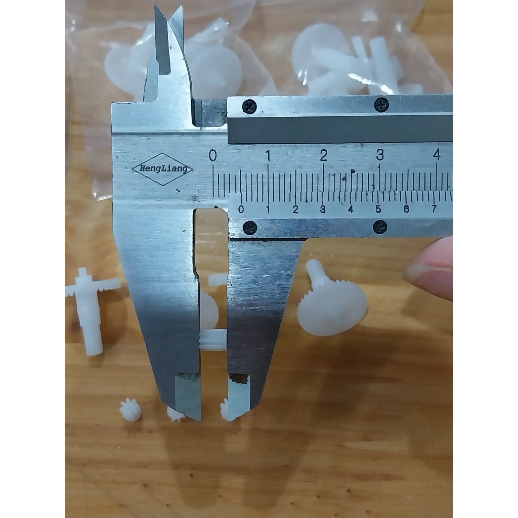Bánh răng lớn và bánh răng nhỏ 8 răng dùng cho máy bay e88 ,e88 pro