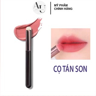 Cọ tán son, cọ che khuyết điểm dạng đầu tròn dễ dàng tạo đôi môi tự nhiên