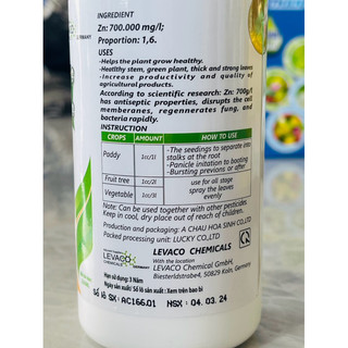Phân bón vi lượng Zn 700 IFARM (chai 250ml)