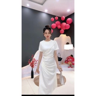 Váy lụa dáng xuông thanh lịch