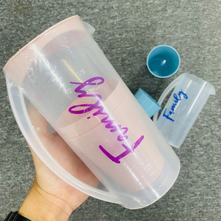 Ca nhựa 1 lít kèm 2 ly  TLT