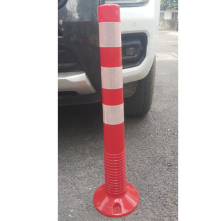 Trụ dẻo cọc tiêu phân làn giao thông có phụ kiện đi kèm