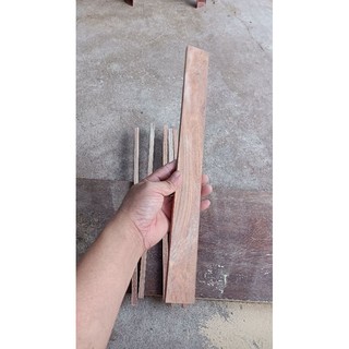 Thanh gỗ lim loại tốt rộng 4cm dầy ~0,8cm