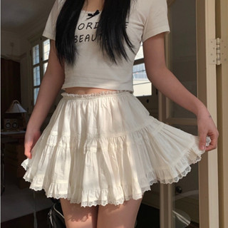 Chân váy ngắn xòe phối ren chất vải boil thoáng mát màu trắng đen Hottrend hè 2025. Nữ Women