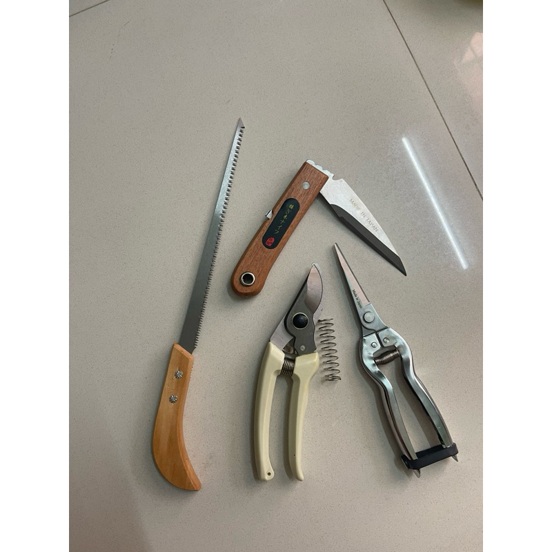 Bộ 4 món làm vườn cắt tỉa và dụng cụ ghép cành