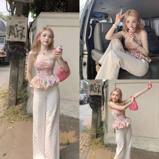 Set bộ áo cúp ngực nhún bèo bo chun phía sau có dây kéo kèm quần ống rộng dài chất xô sọc