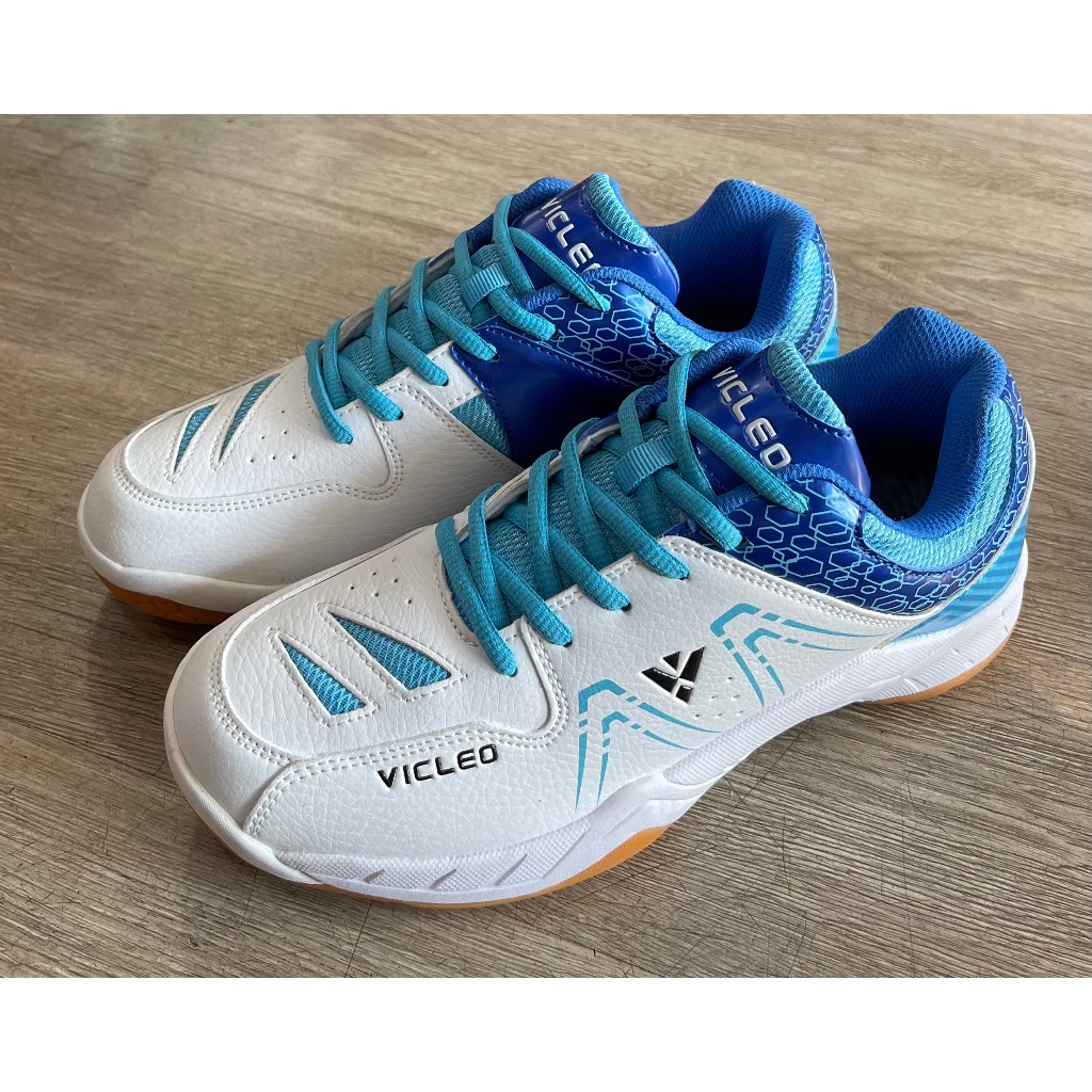 Giày cầu lông, Giày bóng chuyền Vicleo chính hãng màu trắng  chơi tốt trên sân bê tông