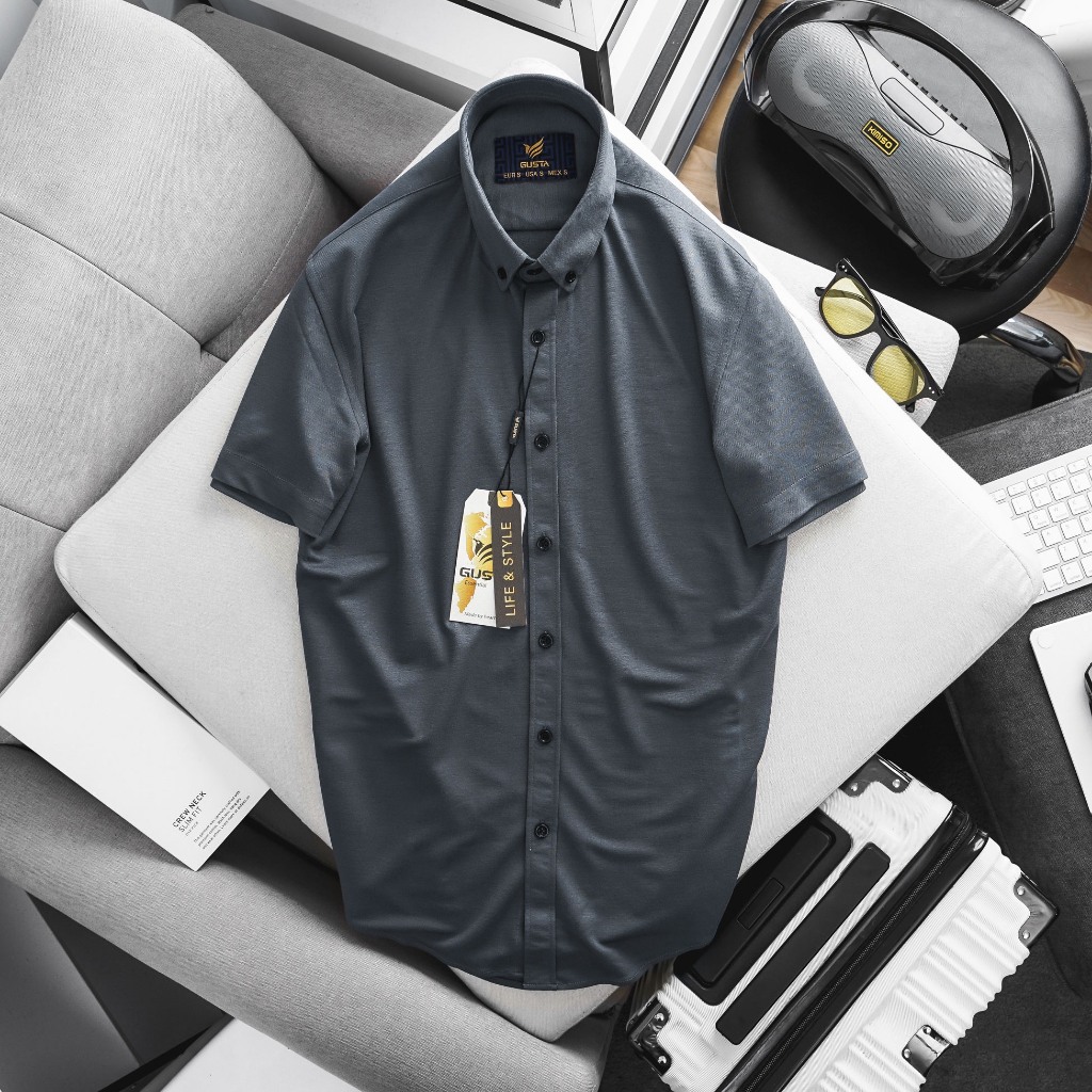 Áo Sơ Mi Trơn Gusta Vải Siêu Mềm Mịn Thấm Hút Mồ Hôi Phong Cách Thời Trang Hàn Quốc SM22