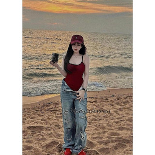 1 mảnh đỏ viền đen